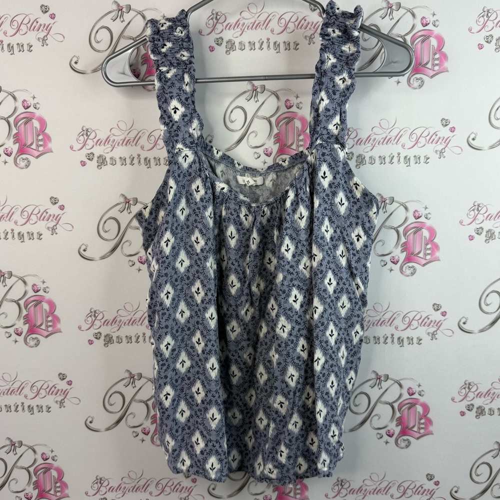 Maurices tank top ruffle frilly floral flowers Navy and White Patterned Blouse